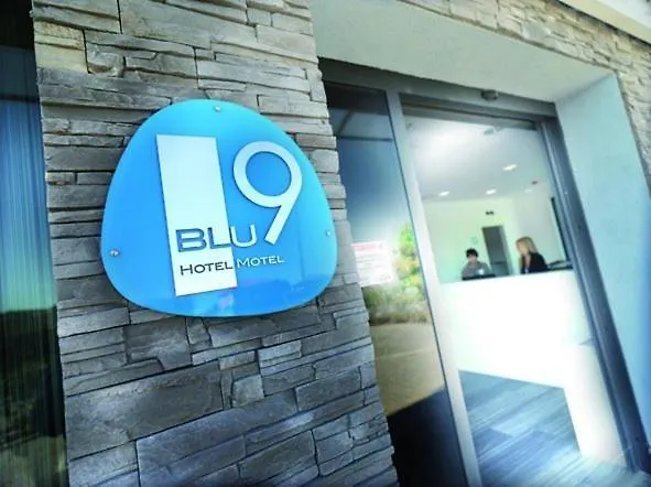 Blu9 4*